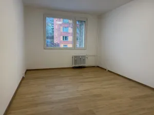 Pronájem bytu 2+1, Ústí nad Labem - Střekov, Tolstého, 63 m2