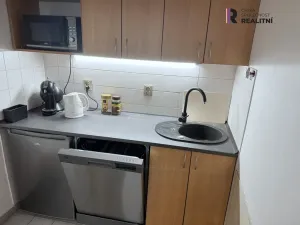 Pronájem kanceláře, Karlovy Vary, Moskevská, 12 m2