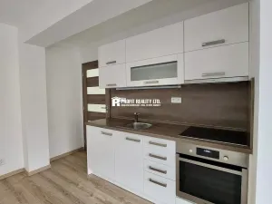 Prodej bytu 2+kk, Beroun, Na Klášteře, 41 m2