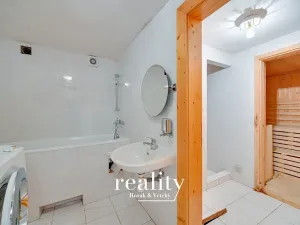 Prodej rodinného domu, Hodonice, 480 m2