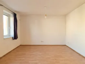 Prodej bytu 1+kk, Praha, Plzeňská, 35 m2