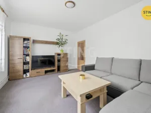 Pronájem bytu 2+1, Nová Role, Tovární, 60 m2