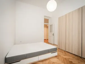 Pronájem bytu 3+1, Praha - Vinohrady, Mánesova, 100 m2
