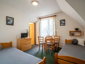 Prodej ubytování, Strážné, 450 m2