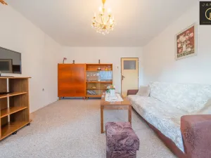 Prodej rodinného domu, Horní Počaply, 140 m2