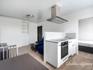 Pronájem bytu 2+kk, Praha - Modřany, Lysinská, 32 m2