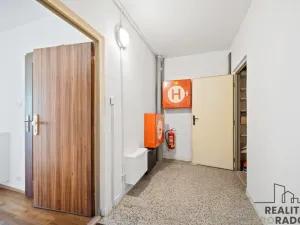 Pronájem bytu 2+kk, Pardubice - Zelené Předměstí, nábřeží Závodu míru, 49 m2