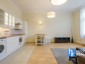Pronájem bytu 2+kk, Praha - Nové Město, Pod Slovany, 58 m2