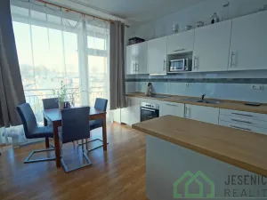 Pronájem bytu 2+kk, Žulová, Josefské náměstí, 70 m2
