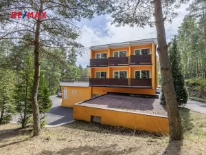 Prodej ubytování, Doksy, Pod Borným, 1700 m2