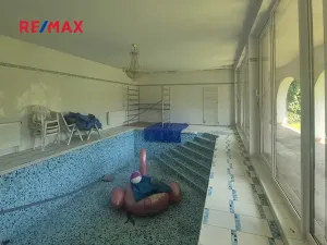 Prodej rodinného domu, Janůvky, 457 m2