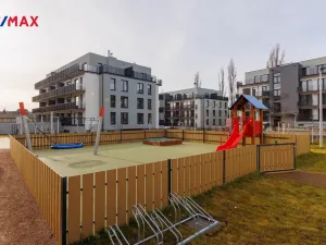 Prodej bytu 1+kk, Kladno - Dubí, Ke křížku, 31 m2