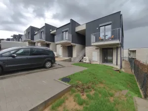 Pronájem bytu 1+kk, Zlín, Pod Hradem II, 29 m2