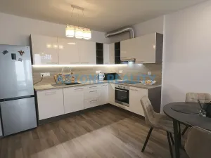 Pronájem bytu 2+kk, Praha - Strašnice, Zvěřinova, 121 m2