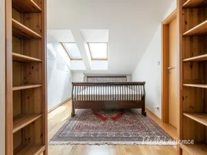 Prodej bytu 3+kk, Praha - Nusle, Táborská, 93 m2