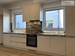 Pronájem bytu 2+kk, Brno, Kučerova, 66 m2