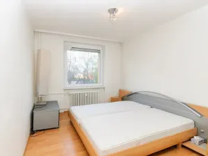 Pronájem bytu 3+1, Praha - Čimice, Chvatěrubská, 71 m2