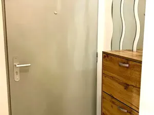 Pronájem bytu 1+kk, Praha - Libeň, Konšelská, 34 m2