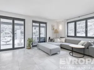 Prodej rodinného domu, Tuchoměřice, Pod Hájem, 205 m2