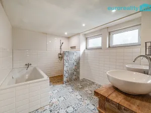 Prodej chalupy, Kraslice - Černá, 192 m2