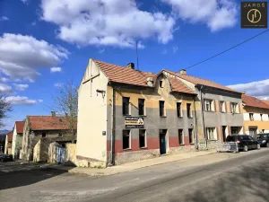 Prodej pozemku pro bydlení, Peruc, Komenského, 208 m2