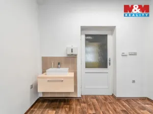 Pronájem obchodního prostoru, Teplice - Trnovany, Jankovcova, 64 m2