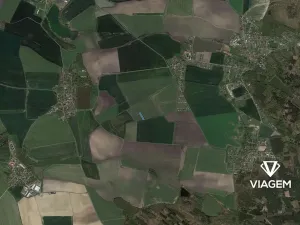 Prodej podílu pole, Charvatce, 350 m2