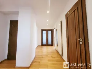 Pronájem bytu 4+1, Neratovice, Nerudova, 110 m2