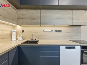 Prodej bytu 3+1, Otovice, K Panelárně, 83 m2