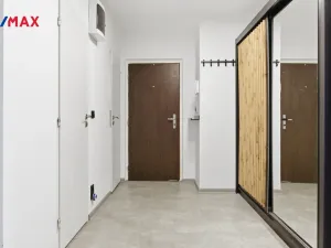 Prodej bytu 3+1, Otovice, K Panelárně, 83 m2