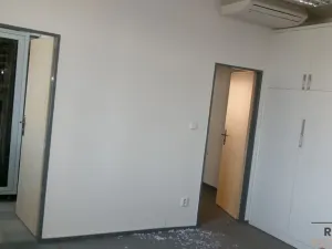 Pronájem kanceláře, Brno, Cejl, 267 m2
