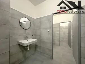Pronájem obchodního prostoru, Jaroměř, Jezbinská, 580 m2