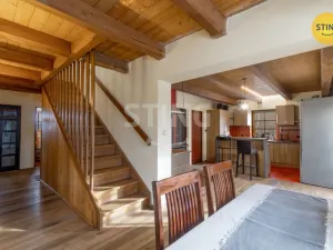 Prodej rodinného domu, Bystřice, 294 m2