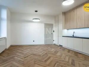 Pronájem bytu 3+kk, Ostrava, Nádražní, 64 m2
