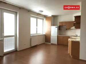 Pronájem bytu 2+kk, Zlín, Podlesí V, 52 m2