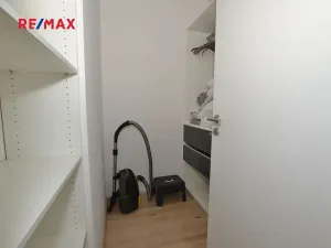 Pronájem bytu 1+kk, Plzeň, Na Roudné, 41 m2