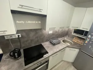 Pronájem bytu 2+kk, Ústí nad Labem - Krásné Březno, V Oblouku, 48 m2