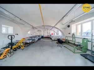 Pronájem skladu, Mankovice, 2880 m2