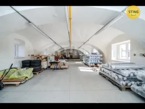 Pronájem skladu, Mankovice, 2880 m2