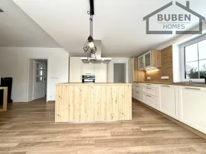 Pronájem rodinného domu, Dlouhý Újezd, 170 m2