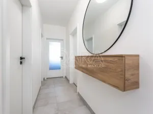 Pronájem bytu 3+kk, Praha - Hlubočepy, Fabiánové, 63 m2