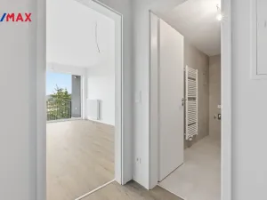 Prodej bytu 1+kk, Kladno - Dubí, Ke křížku, 31 m2