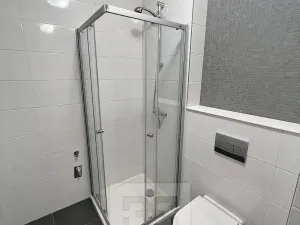 Pronájem bytu 1+kk, Praha - Libeň, Novovysočanská, 25 m2