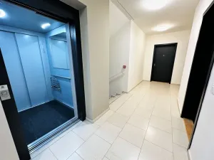 Pronájem bytu 2+kk, Ostrava - Moravská Ostrava, F. X. Riepla, 60 m2