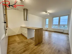 Pronájem bytu 2+kk, Praha, Stočesova, 57 m2