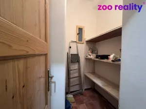 Pronájem bytu 1+1, Žatec, Hošťálkovo náměstí, 41 m2