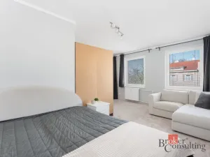 Prodej bytu 2+kk, Poděbrady - Poděbrady III, náměstí 5. května, 44 m2