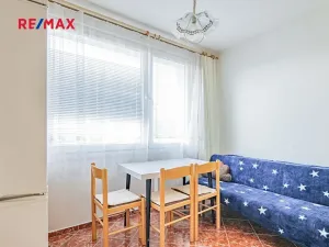 Pronájem bytu 4+1, Jindřichův Hradec, sídliště Vajgar, 74 m2