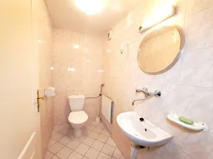 Prodej rodinného domu, Račice, 570 m2