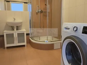 Pronájem bytu 2+kk, Praha, Na Březince, 64 m2